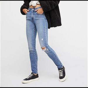 Levi’s 721 high rise skinny jeans